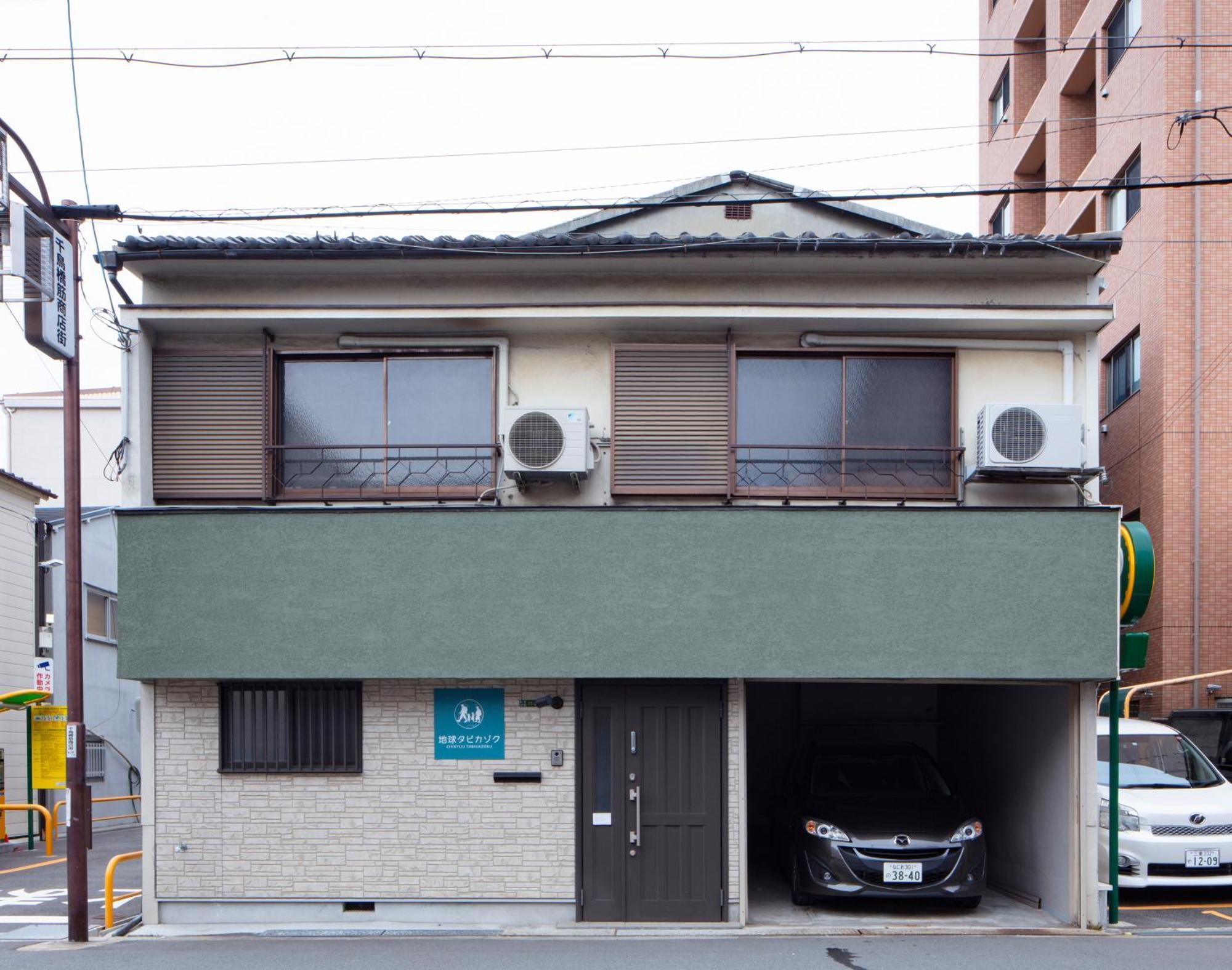 Chikyuutabikazoku Usj Ⅱ Villa Osaka Bagian luar foto