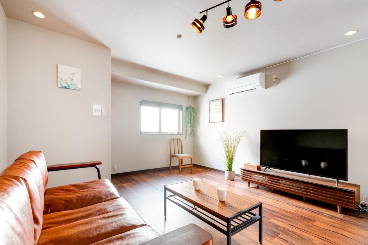 Chikyuutabikazoku Usj Ⅱ Villa Osaka Bagian luar foto
