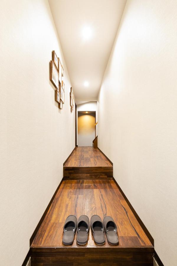 Chikyuutabikazoku Usj Ⅱ Villa Osaka Bagian luar foto